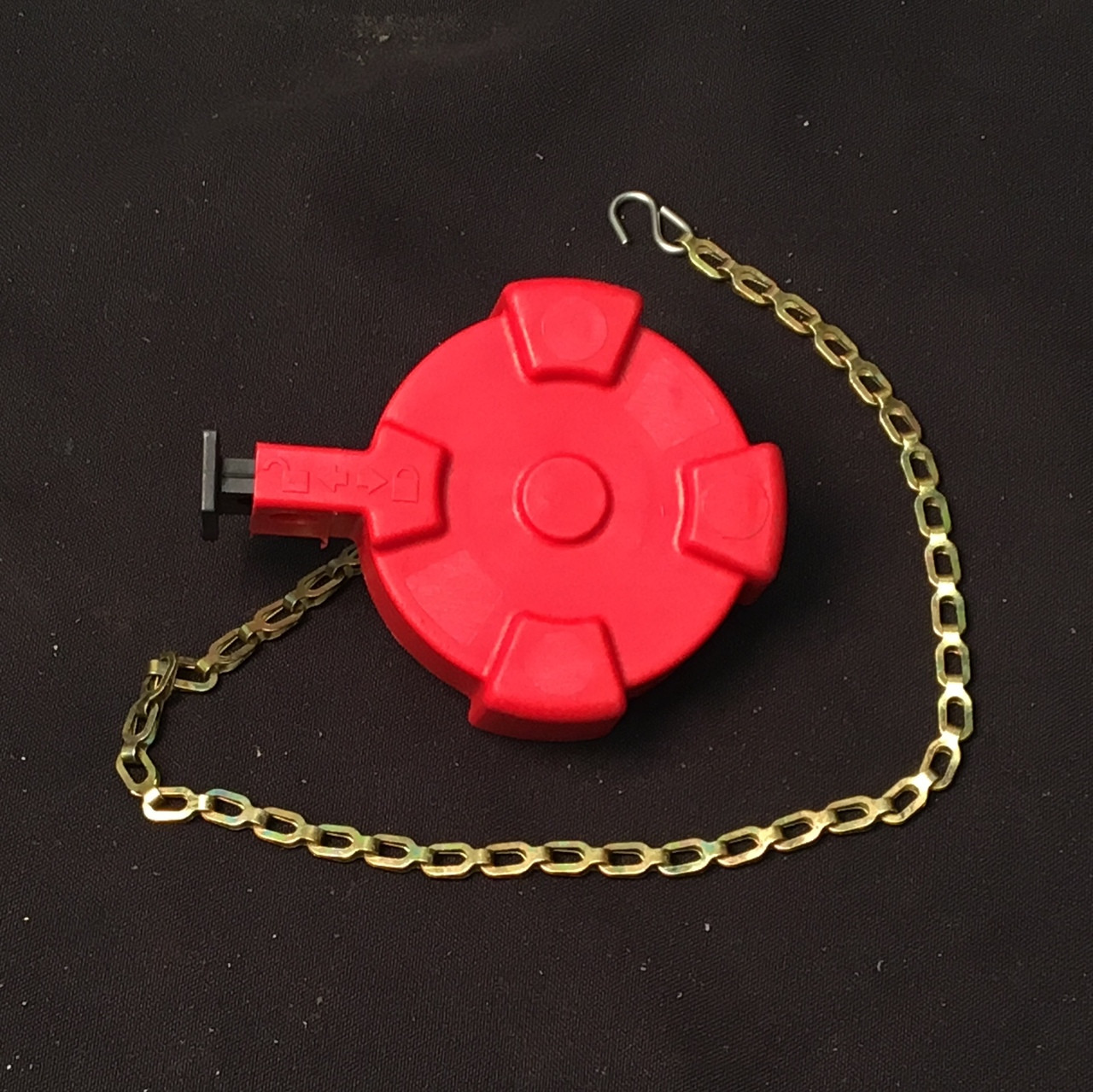 900-3967-02: Cap, Fuel Drilled Red For Gm Gas 900-3966-01 Reworked