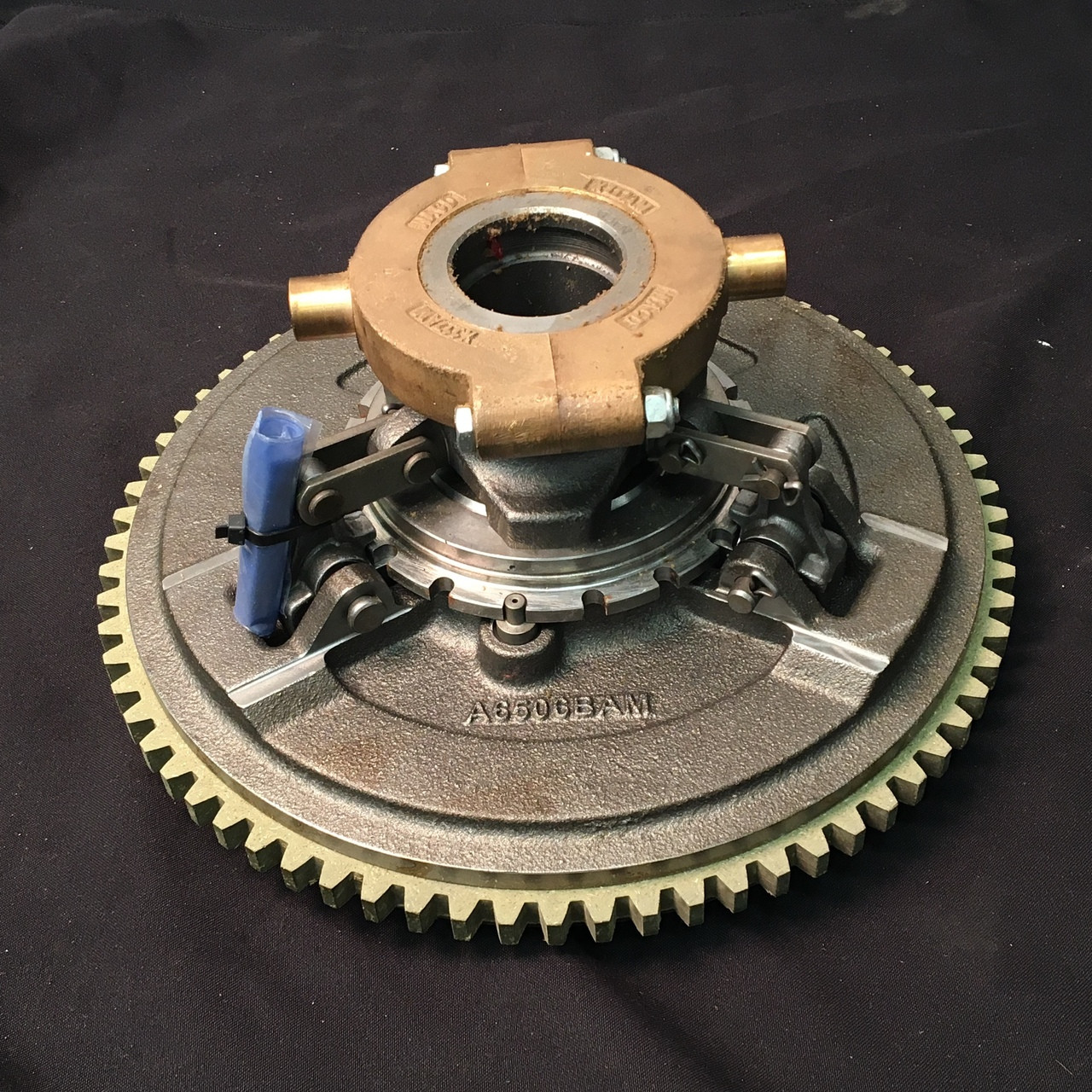 904-0000-10: Twin Disc. 11.5 Clutch Pack Sp111 47 Lbs.