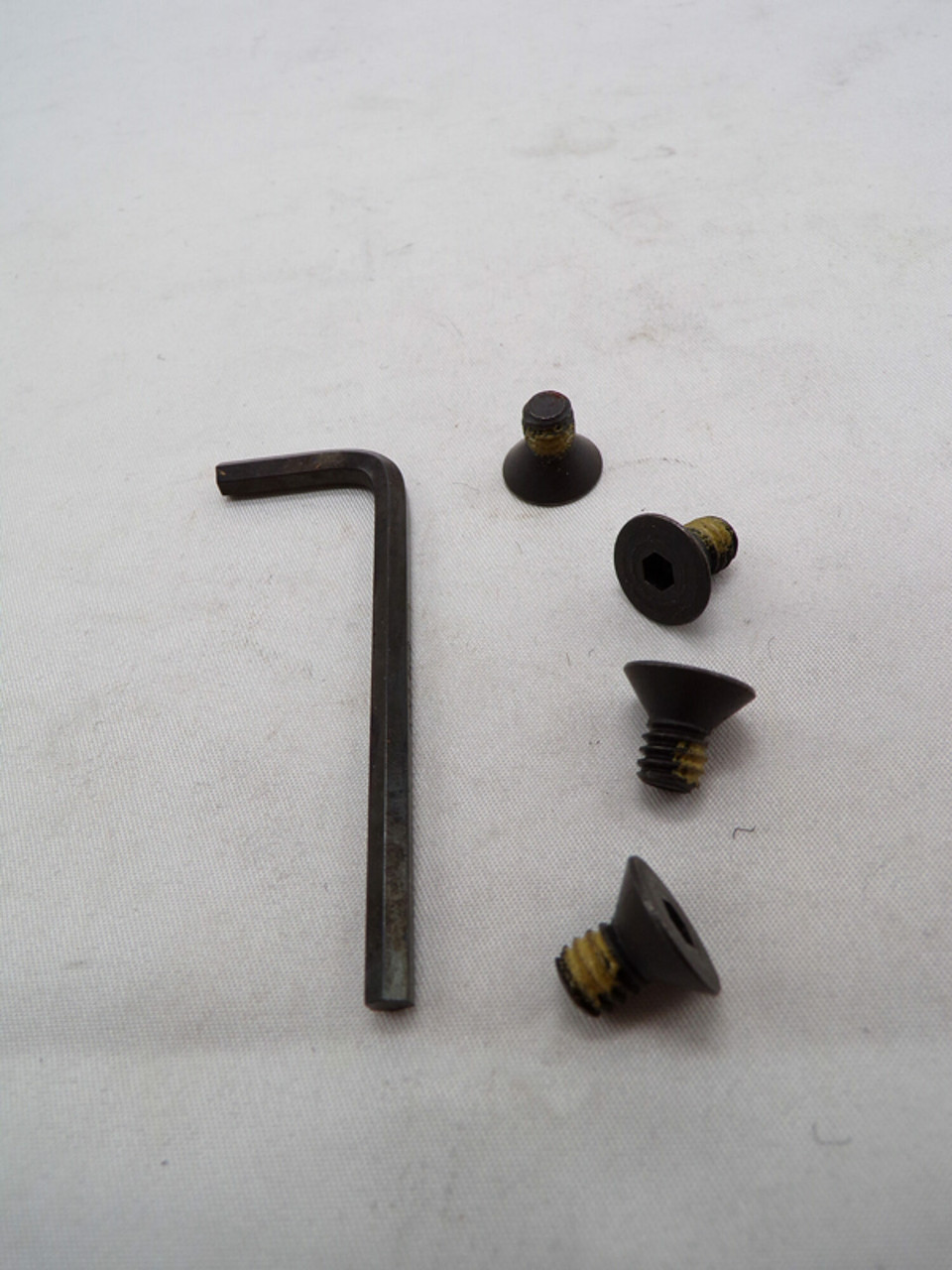 ARB-11T: BUCK GAFF REP SCREWS FOR TITANIUM