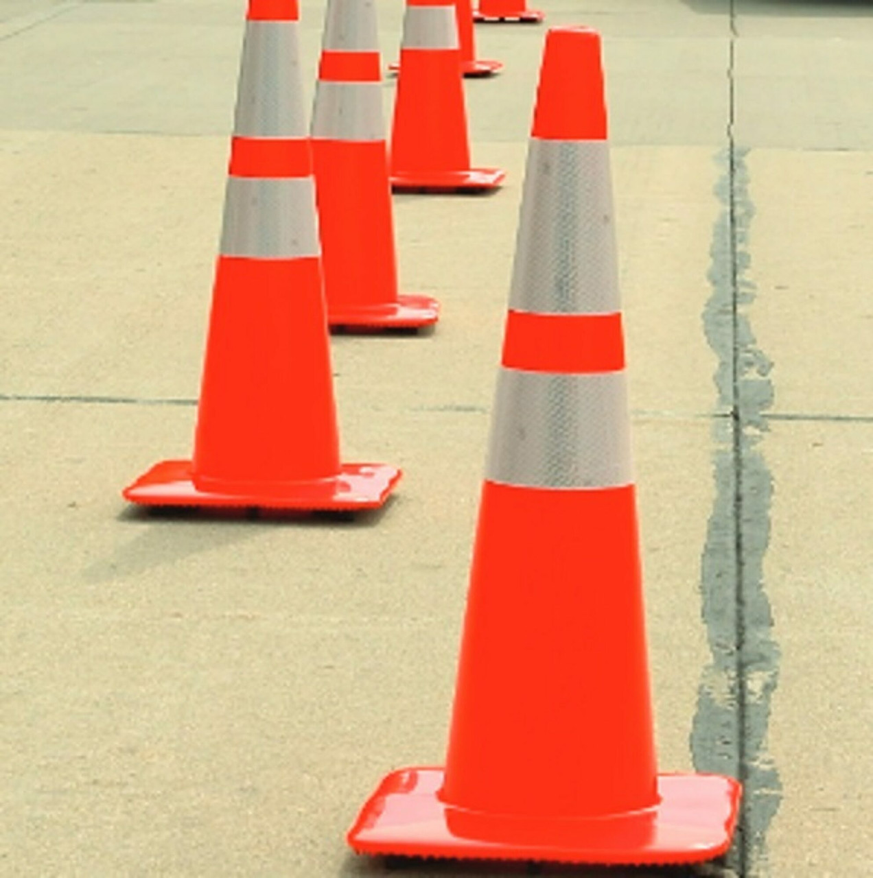 ARB-3650-12-MM: Lakeside Plastics TRAFFIC CONE REFLECT 36 12LBS