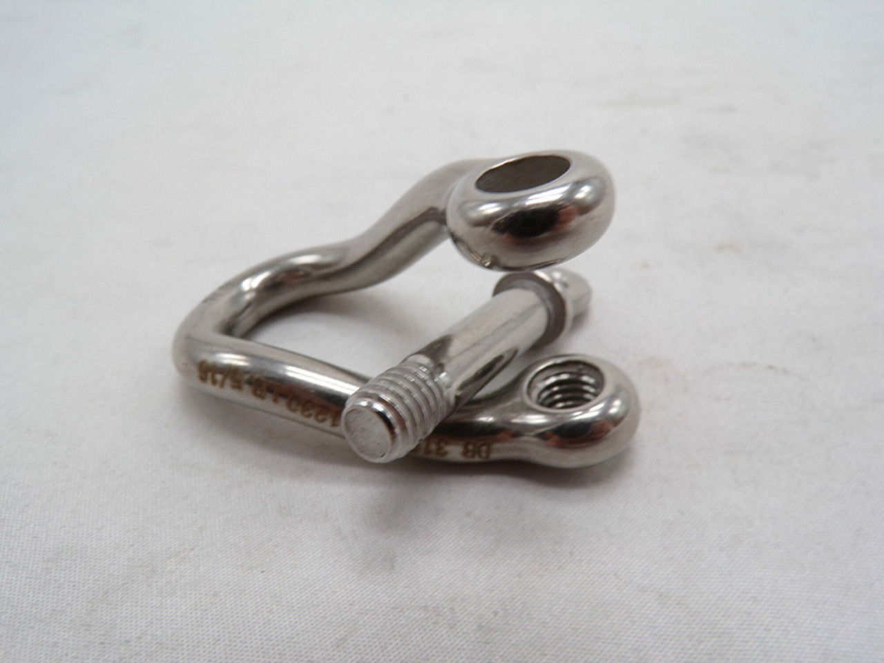 ARB-K1610: US Rigging TWISTED SHACKLE STAINLESS MICR