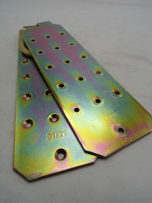 ARB-13053: Elk River ROOF ANCHOR REUSABLE W/SCREWS