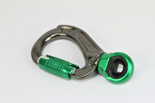 ARB-A637: DMM DIRECTOR SWIVEL EYE LOCKSAFE