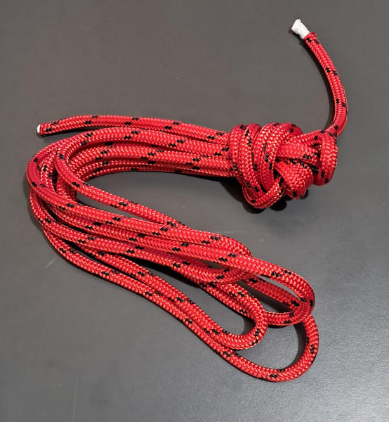 Off Cut - 8mm Double Braid - Spectra - Red with black fleck 4.70m