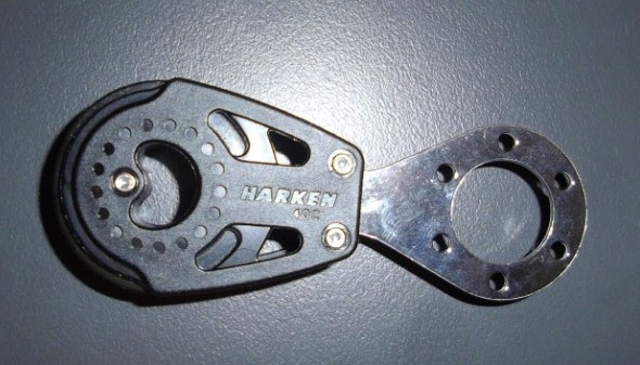 Harken 40mm carbo for 57mm triple carbo ratchet.