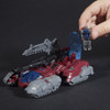 Titan Master figure can ride inside the Decepticon Quake figure in vehicle mode.