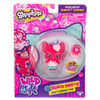 Shopkins Wild Style SQUEAK SWEETIE Exclusive Shoppet & Shopkin in packaging from the front.