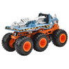 Rhinomite Big Rig features six wheels to go even bigger on the Monster Truck action!