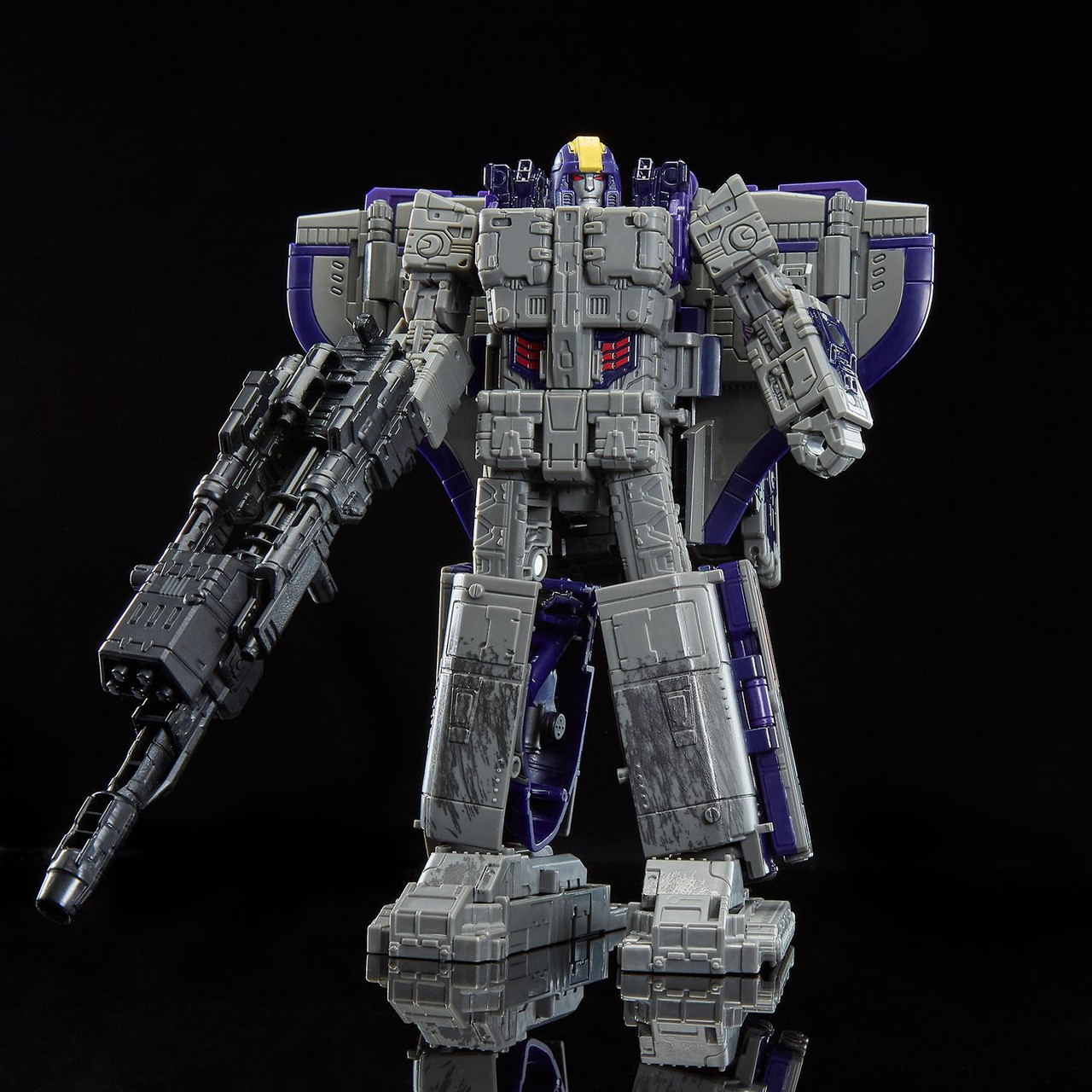 leader class astrotrain