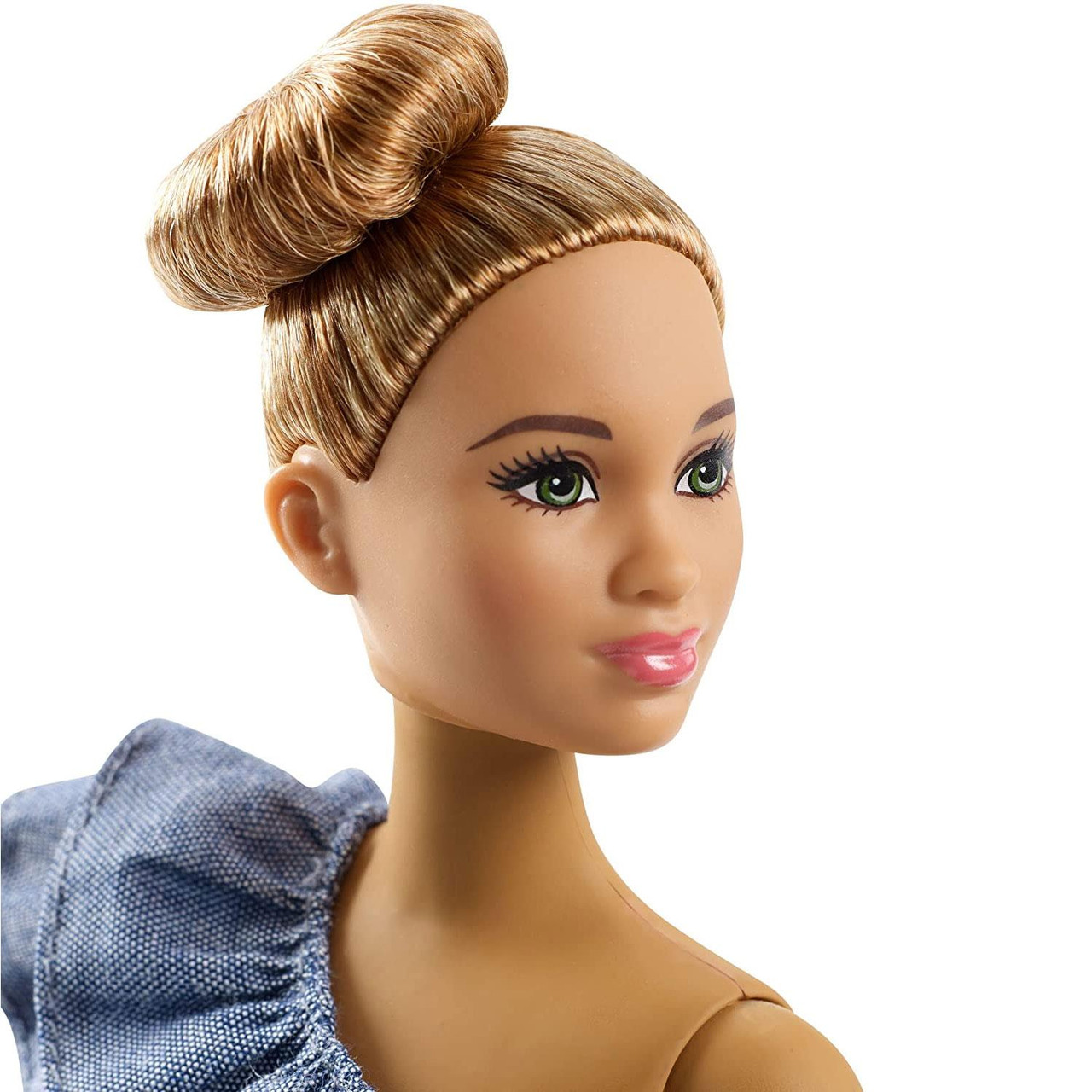Barbie Fashionistas #102 - Bon Voyage Doll with Additional