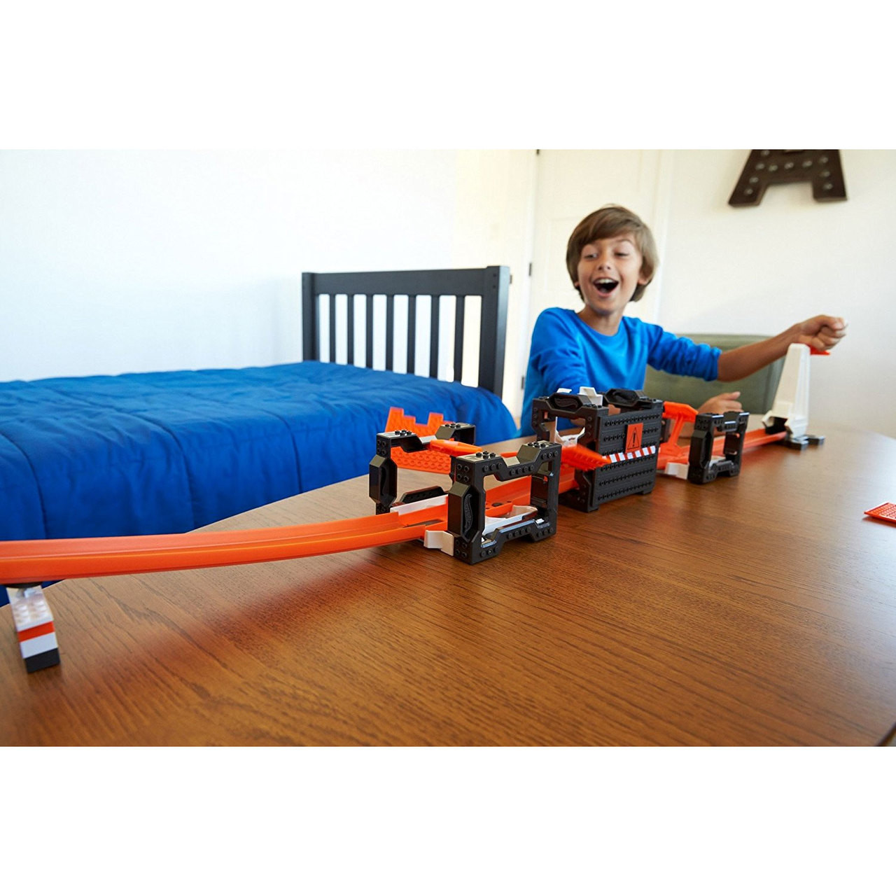 hot wheels track builder system construction crash kit