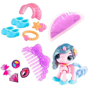 Every unicorn comes with surprise accessories so you can style her and swap the accessories with rest of the squad! The surprises keep coming with all new stickers for you to decorate and a matching comb so you can groom your unicorn's glossy neon tail and have her looking fab!