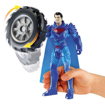 Squeeze Superman's legs together for tyre-spinning attack action!