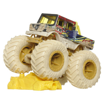 Unimog truck comes with a connect and crash car for immediate smashing action (styles vary)