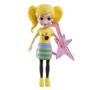 Standing at around 3.5 inches (9 cm) tall, each doll is the perfect size for on-the-go play!