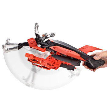 Squeeze the tail of the Sky Slam Batjet to swing your Batman figure forward to surprise the enemy!