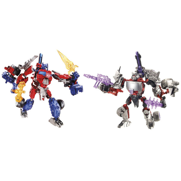 These 2 Construct-Bots come in pieces, and it's up to you to build them both! Use the 135 pieces to build Optimus Prime and Megatron robots.