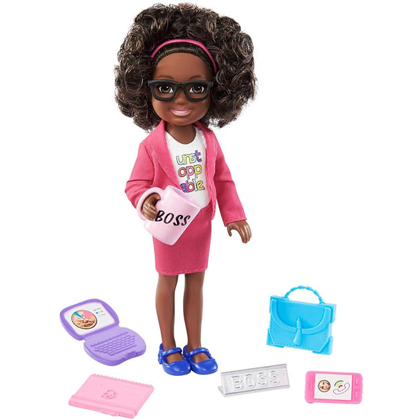Chelsea™ doll loves trying on career roles just like her big sister, Barbie® doll!