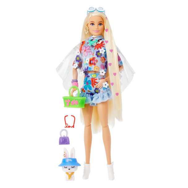 When it comes to fashion, Barbie® EXTRA dolls have a 'more is more' attitude, featuring 15 pieces that include clothing and fashion accessories, as well as a pet and pet accessories.