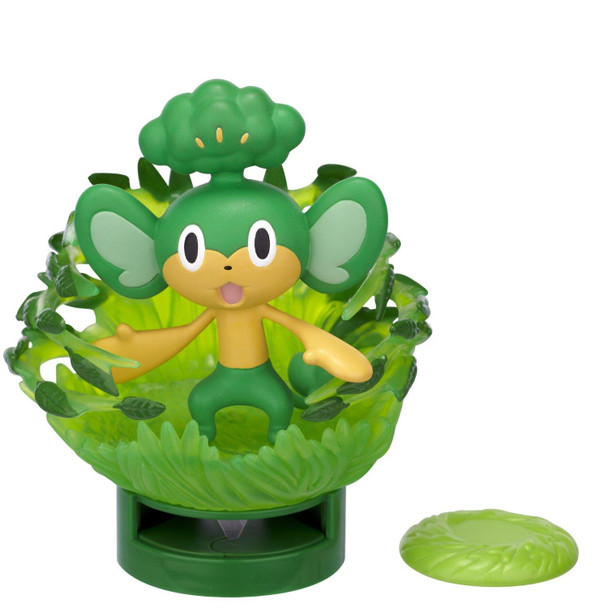 2.5-inch (6 cm) scale Pansage (Grass-Type) figure comes with separate display base that can launch attack disks over 6 feet!