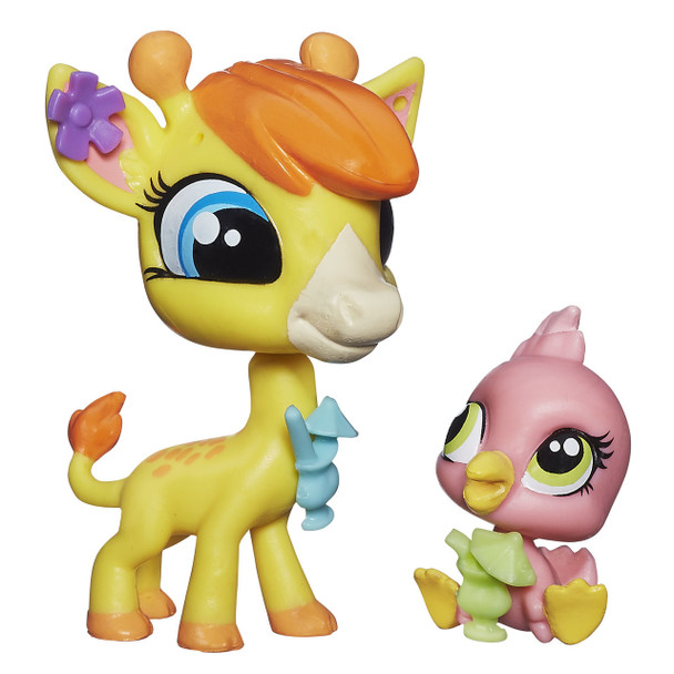 Pierre de Long the giraffe and Siesta Perez the flamingo come with colourful Deco Bits pieces for customization fun!