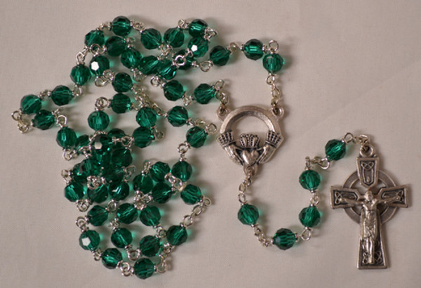 Claddagh Centerpiece rosary, green beads