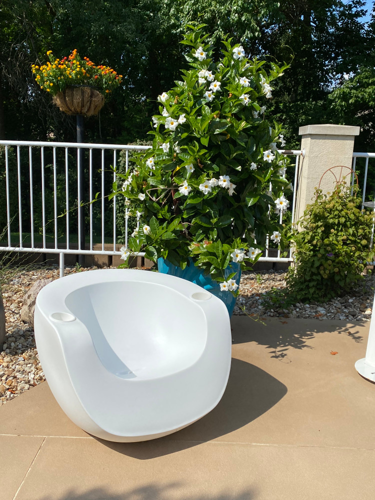 Moon Chair Splash, White - SPL22102BXWHWH