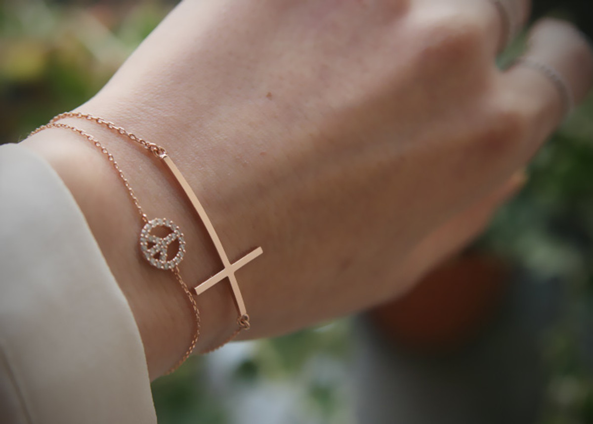 Gold Side Cross Bracelet at Kellinsilver.com – Sideways Cross Bracelet,  Silver Cross Bracelet,… | Pulseras brazalete de plata, Diseños de joyería,  Collares de joyas