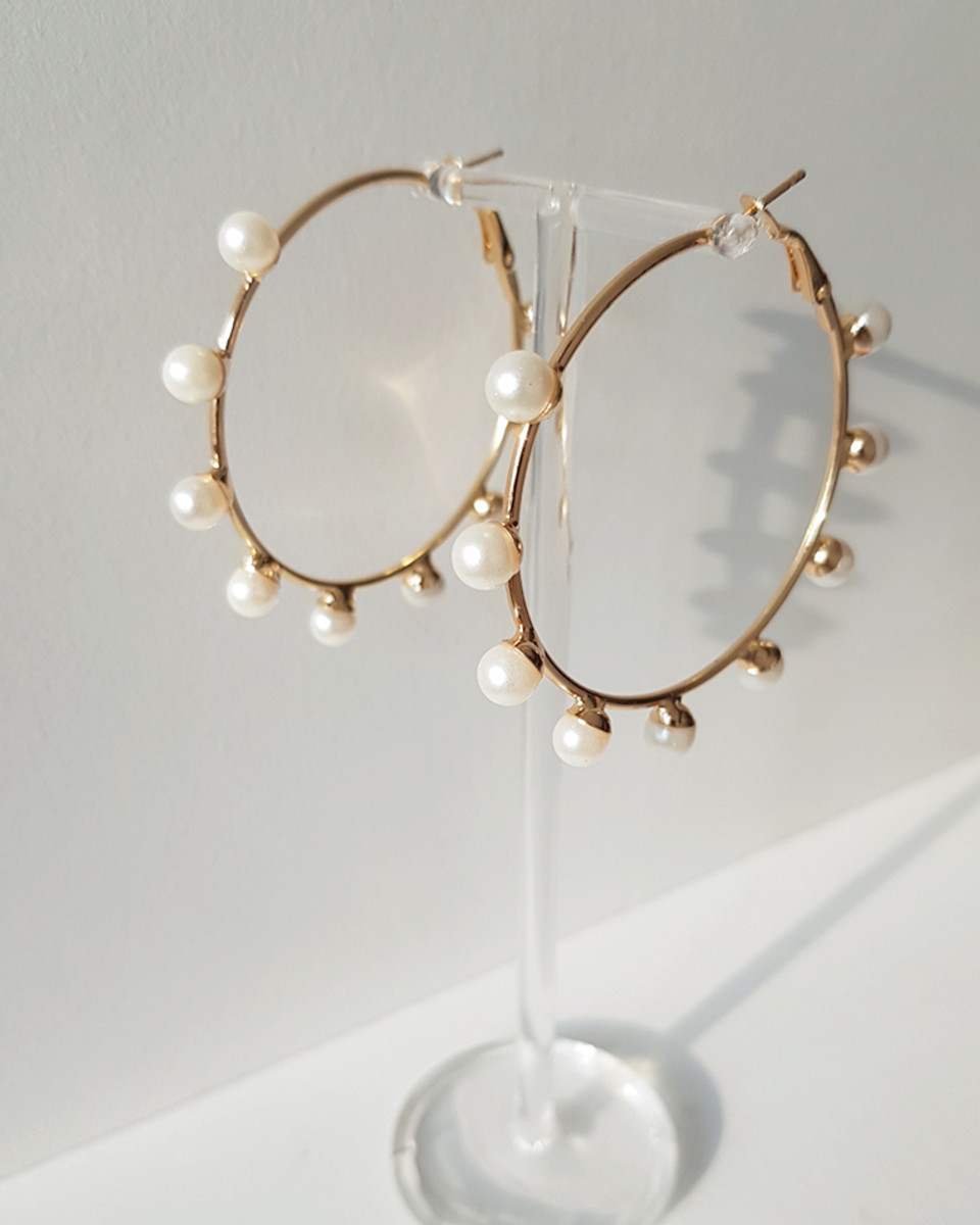 pearl hoop earrings gold