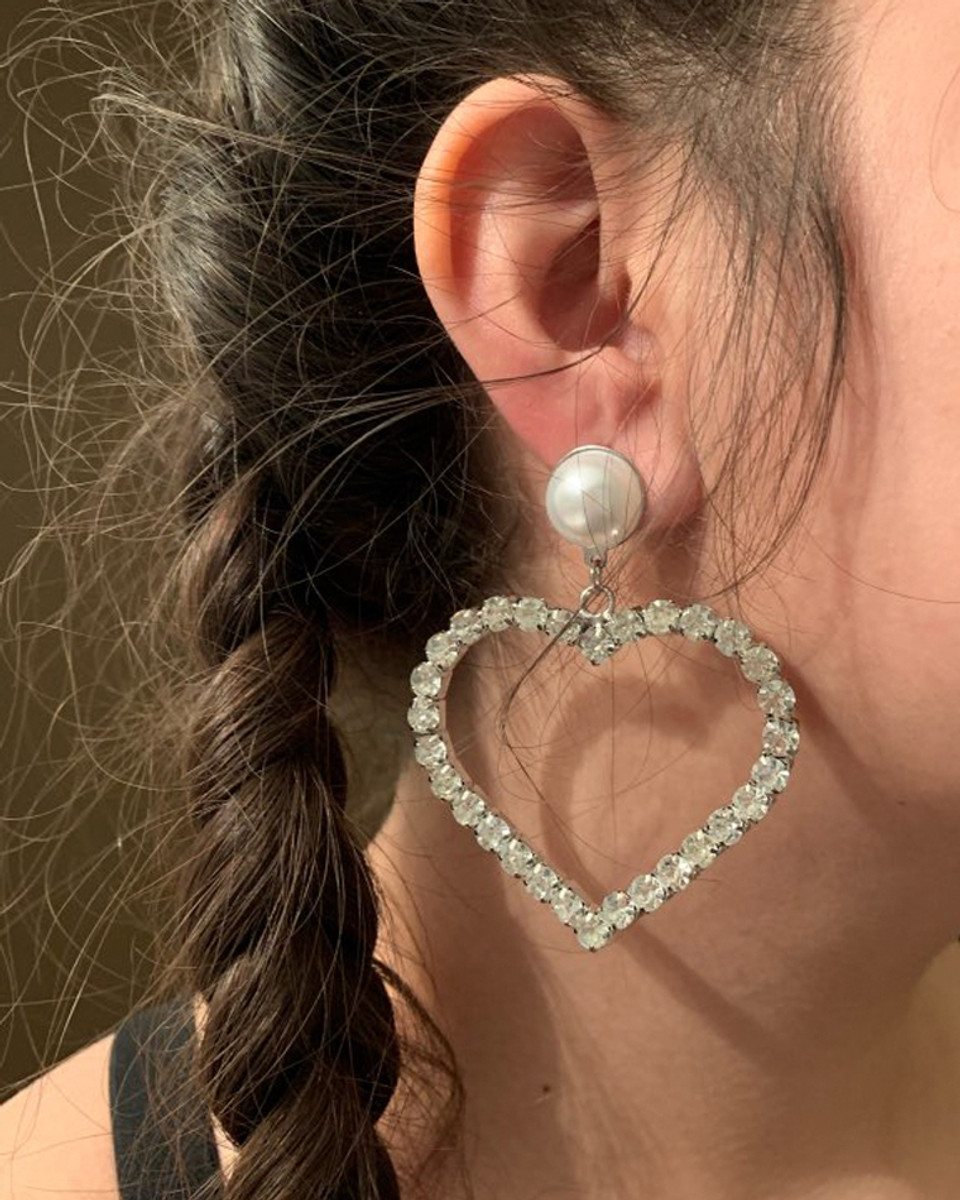 Oversize Lover Drama Pearl Heart Earrings - kellinsilver.com