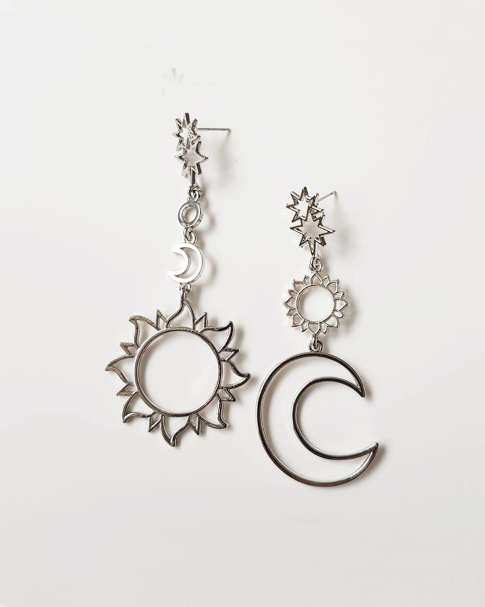 Stella Sun and Moon Earrings in Silver - kellinsilver.com