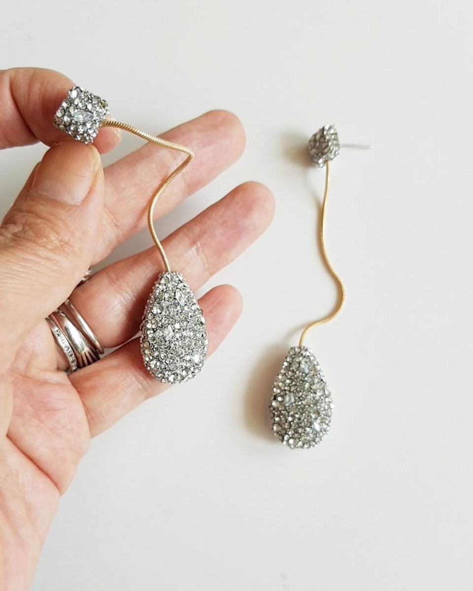 Buy SOHI Designer Rhinestones Drop Earrings Online