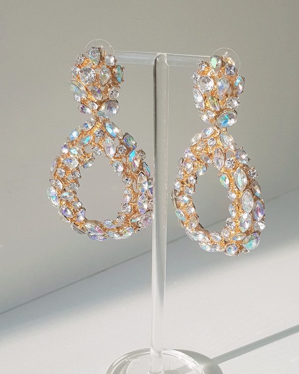 Gold Pleated Oval Dangle Earrings