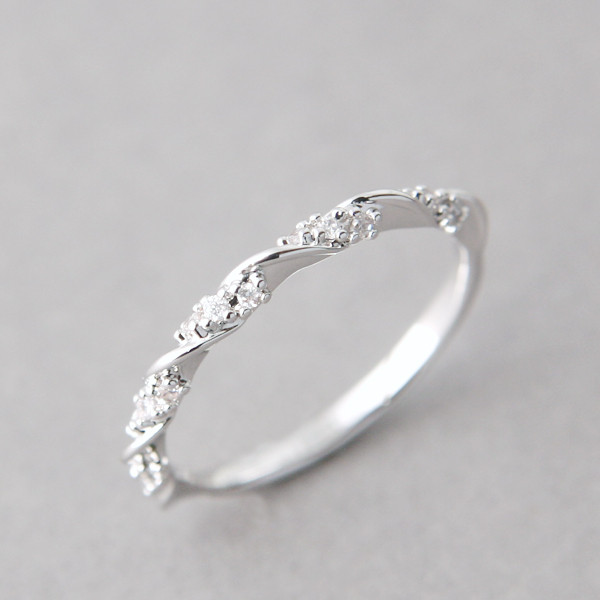 CZ Elegant Single Ribbon Ring White Gold - kellinsilver.com