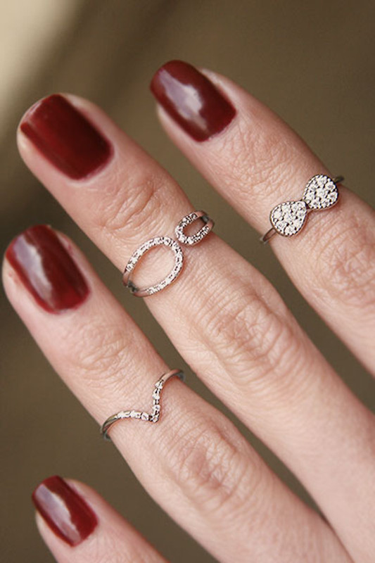 CZ White Gold V Midi Ring from kellinsilver.com