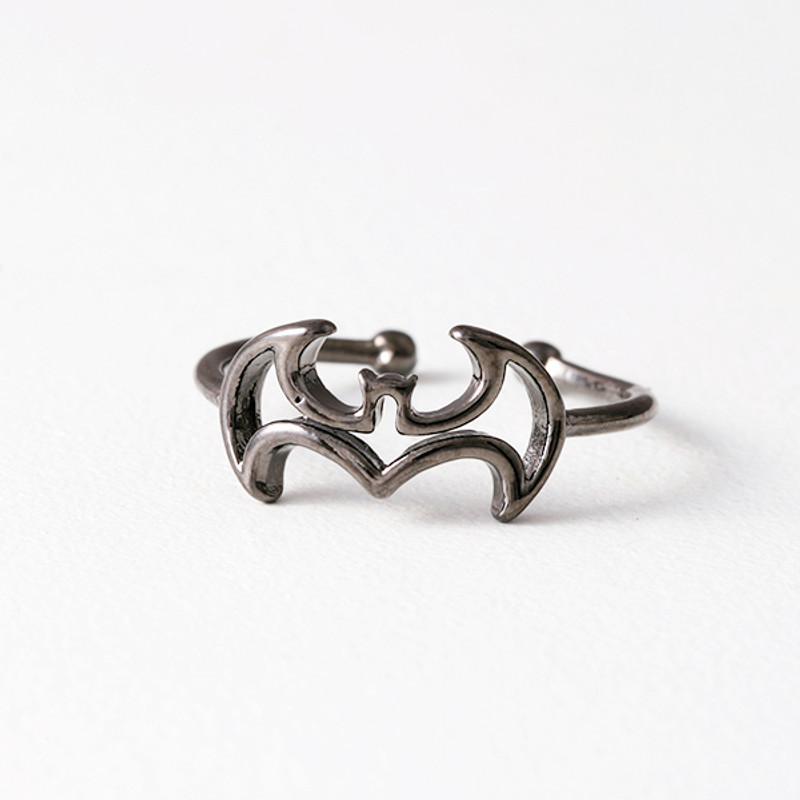 Black Bat Ring Wrap from kellinsilver.com