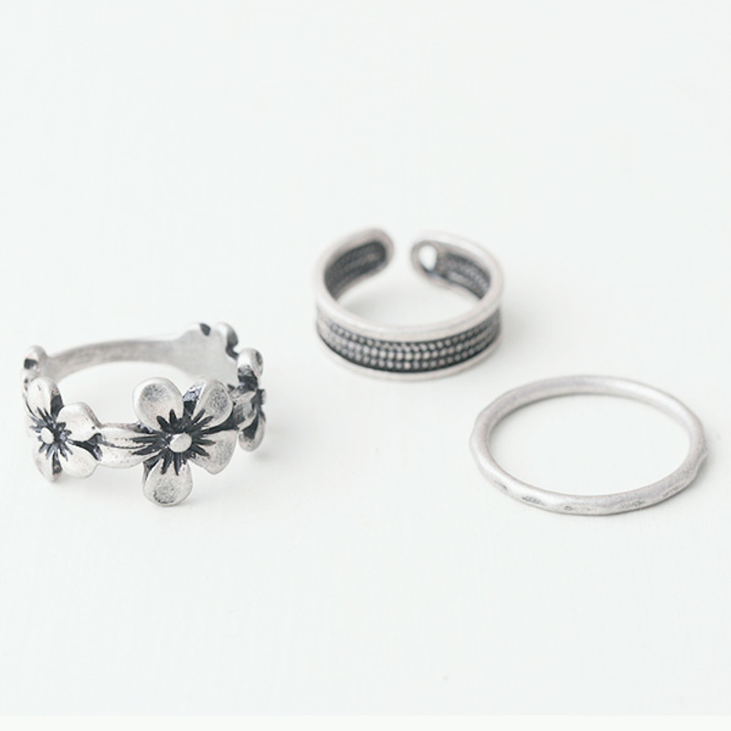 Oxidized Jewelry Flower Midi Rings Set of 3 from kellinsilver.com