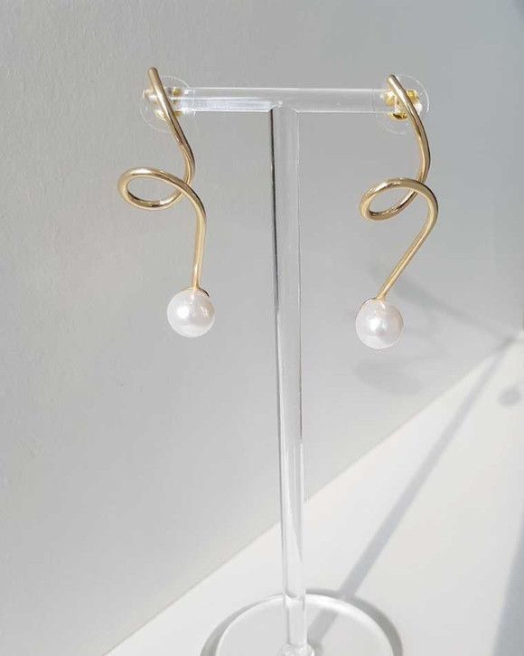 Swirl Pearl Earrings - kellinsilver.com