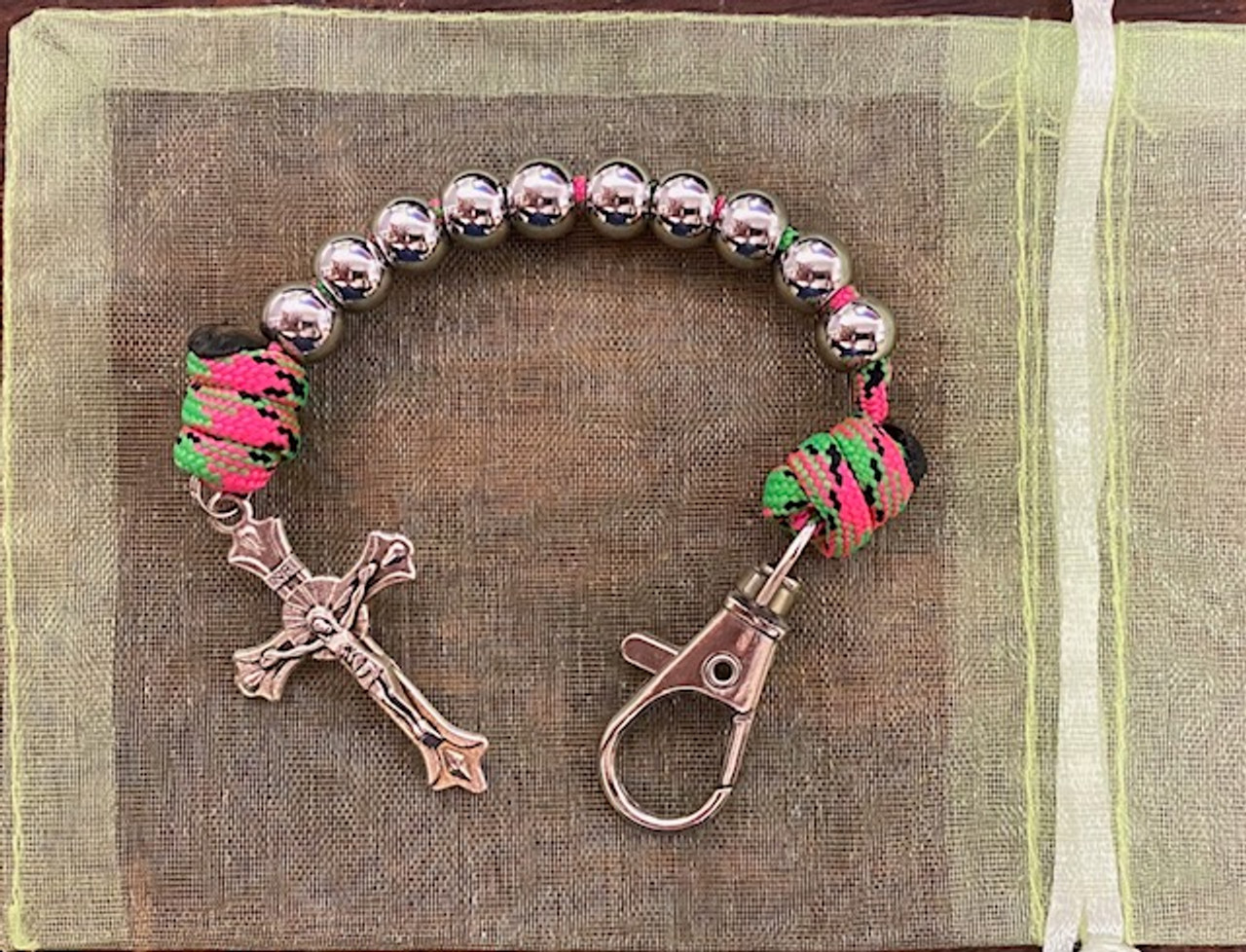 Kolbe & Co. - Clip & Carry One Decade Rosary - Green/Hot Pink