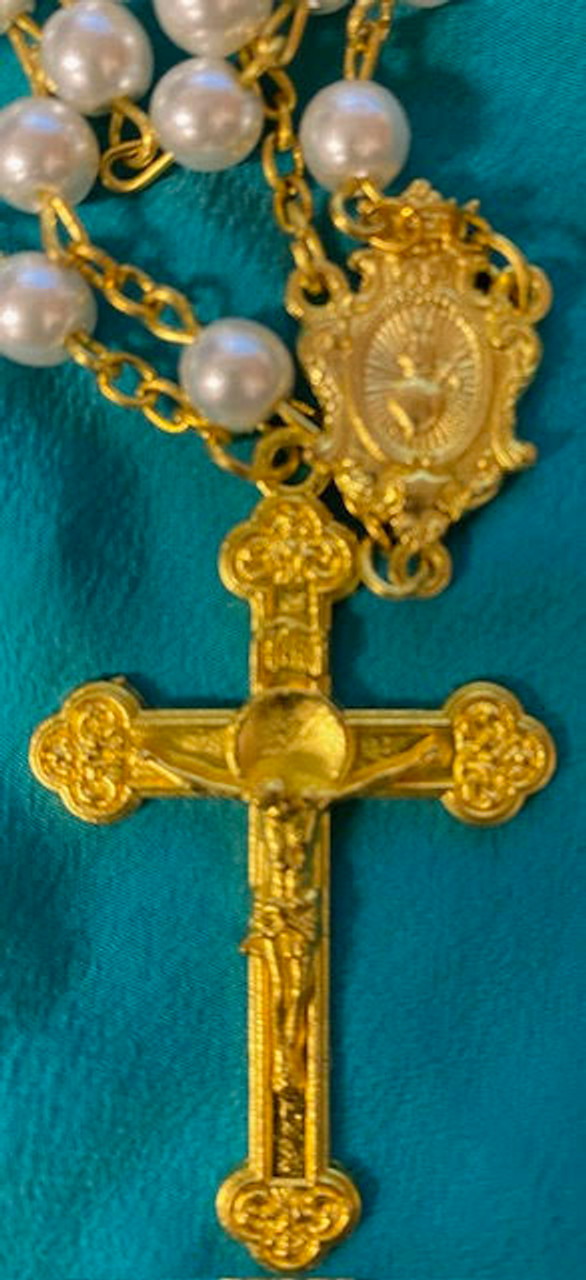 Beautiful Pearl/Gold tone Rosary with Booklet