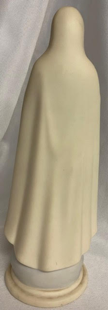 Pre-Owned Ceramic Statue of the Blessed Mother 