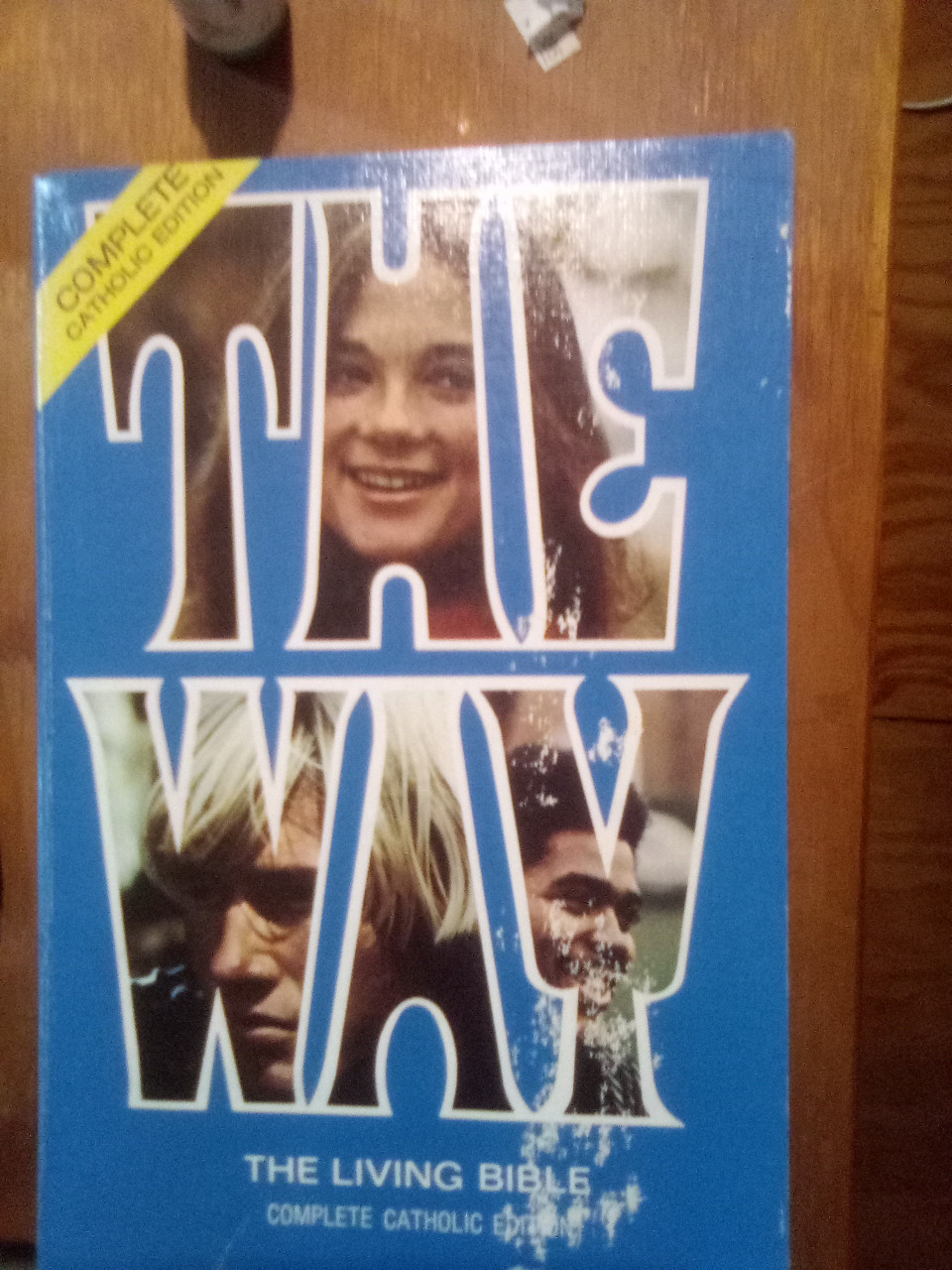 THE WAY - THE LIVING BIBLE - COMPLETE CATHOLIC EDITION.  - GENTLY USED BIBLE IN VERY GOOD CONDITION.