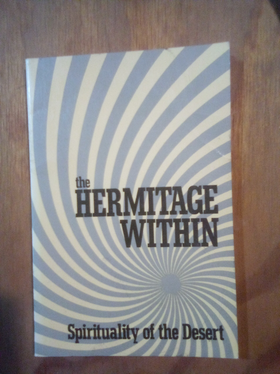 Hermitage Within (English and French Edition) Paperback – January 1, 1977 = A USED BOOK IN FAIRLY GOOD CONDITION WITH SOME HIGHLIGHTING.  IT IS PROFOUND IN SAYING THAT NOT EVERYONE CAN OR SHOULD LIVE AS A HERMIT.  BUT NO CHRISTIAN CAN DO WITHOUT AN INNER HERMITAGE WHERE GOD CAN BE ENCOUNTERED.
French Edition  by Alan Neame (Author
