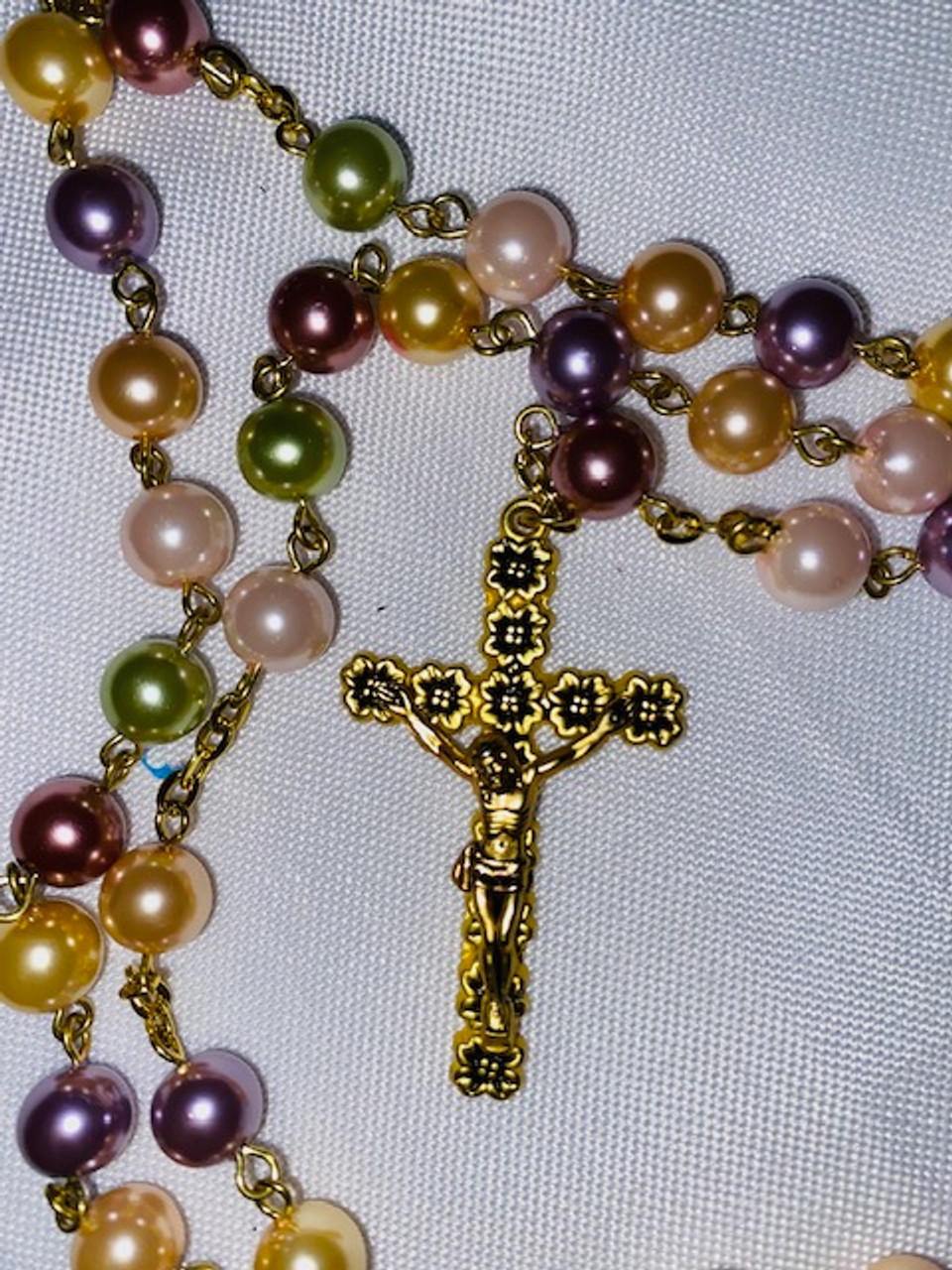 Beautiful Gold-Tone Rosary with Zippered Case