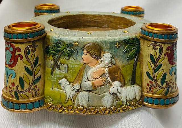 Christmas Scenes  Advent Wreath Colorful Centerpiece  Resin - Beautiful