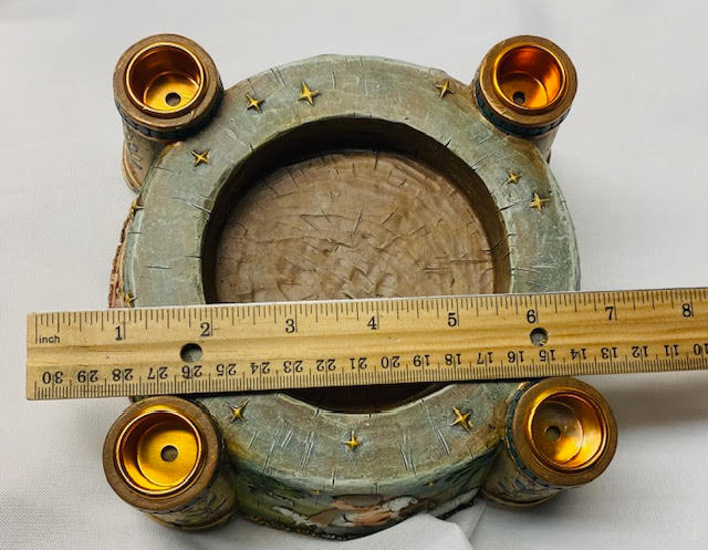 Christmas Scenes  Advent Wreath Colorful Centerpiece  Resin - Beautiful