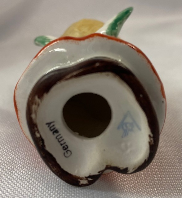 Adorable Rare Vintage  Goebel Hummel Figurine - Angel with Guitar