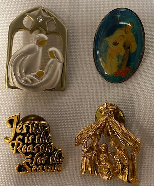 Lot of 4 Vintage Christmas Pins