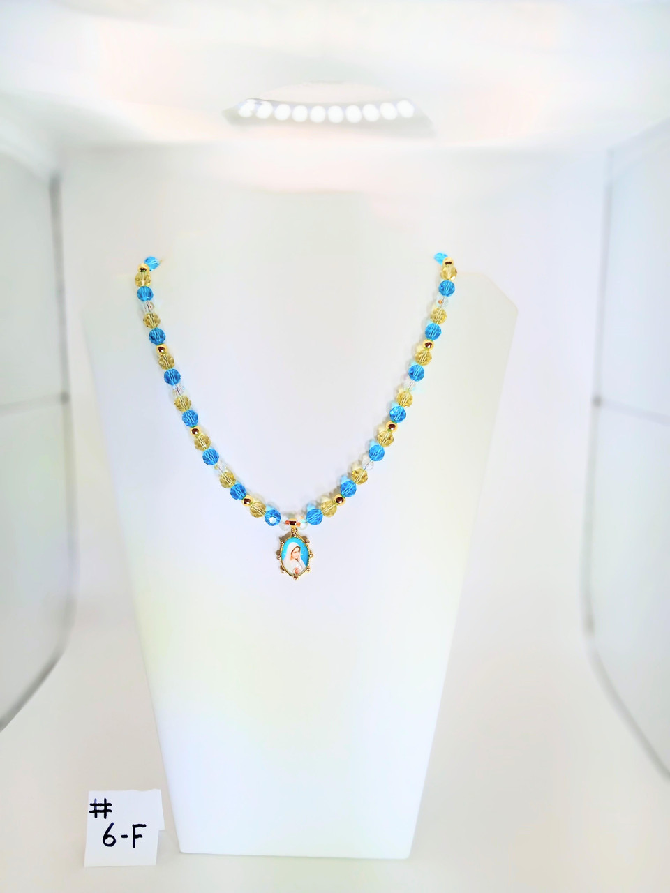 Mary Queen of Heaven - 18" Princess necklace