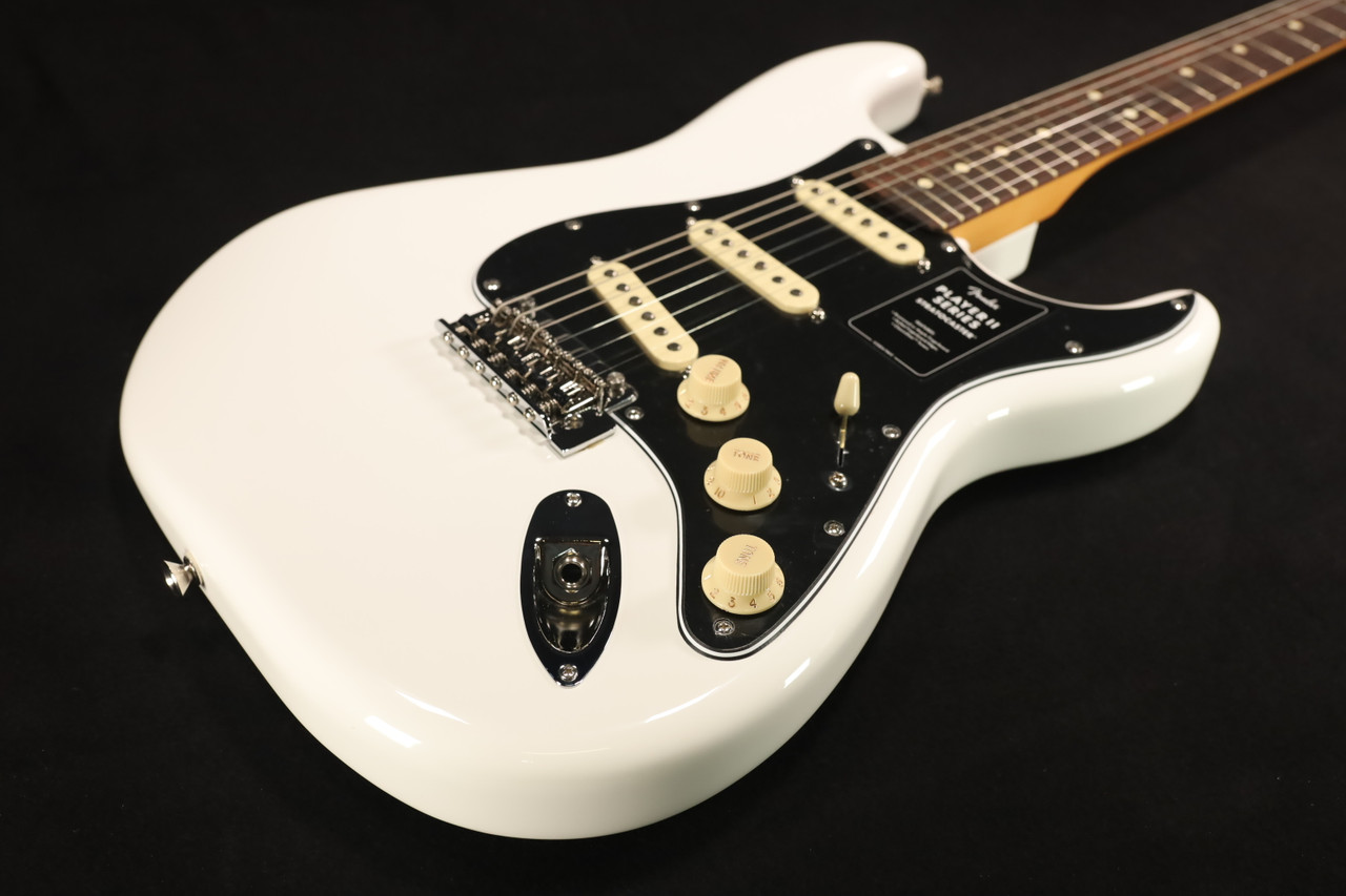 Fender Player II Stratocaster Rosewood Fingerboard Polar White 334